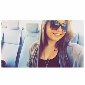 Meet your Posher, Adrianna